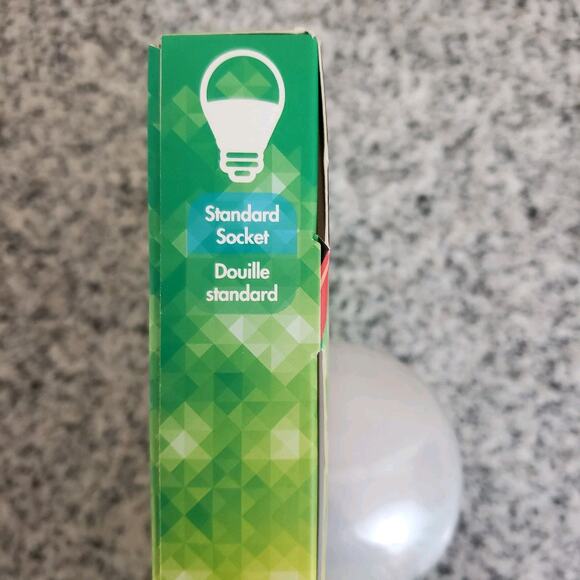 Crayola Remote Controlled Multi-Color LED Bulb. New. Open Box - Picture 6 of 6